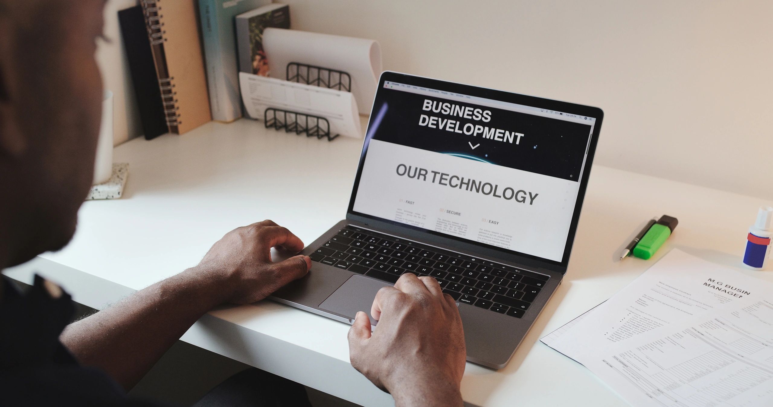 HR Optimization for a Growing Retailer